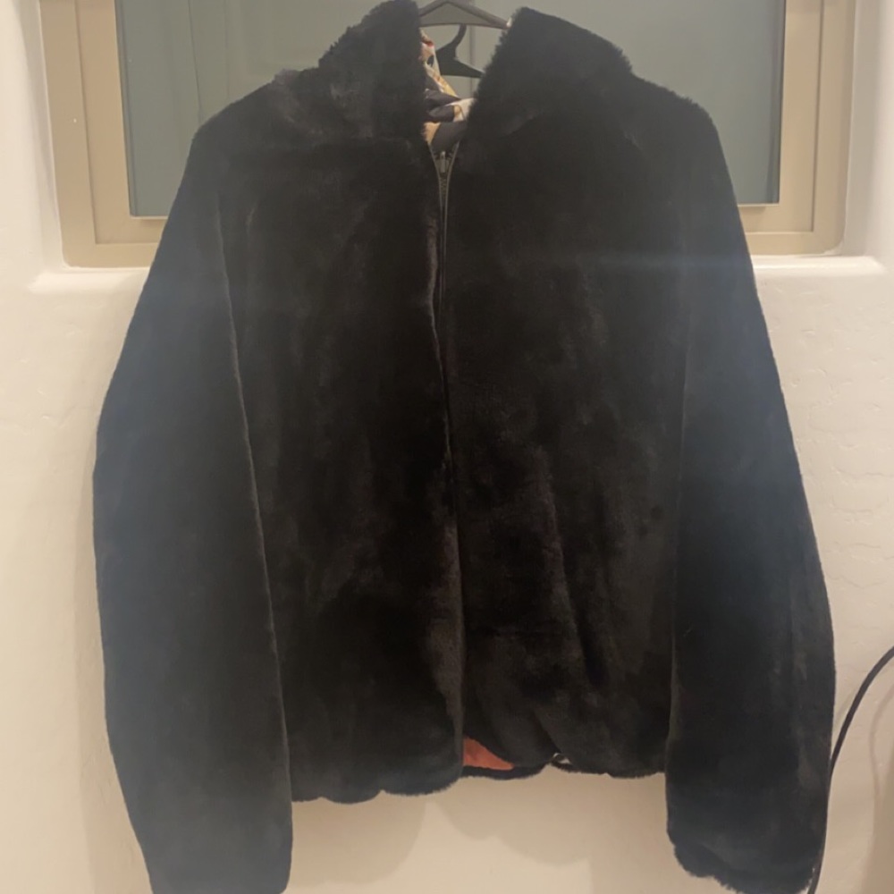 looneytune Chrisbrown jacket